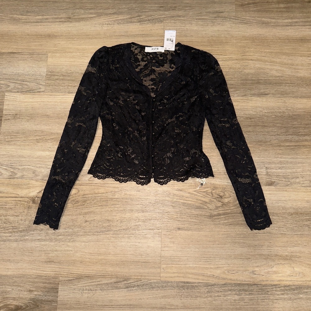 ASTR The Label Black Lace Long Sleeve Button Front V-Neck Top AT19068-003 XS